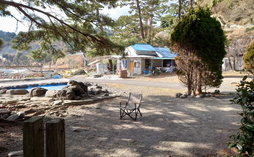 ミニマリストのアウトドアテーブル チェア Minimal Camp