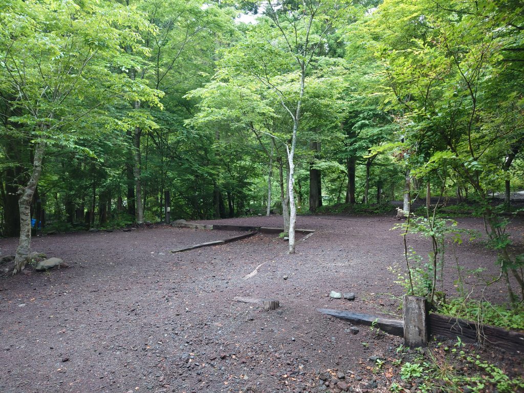 FUJIYAMA泉の森CAMPING FIELD　区画サイト